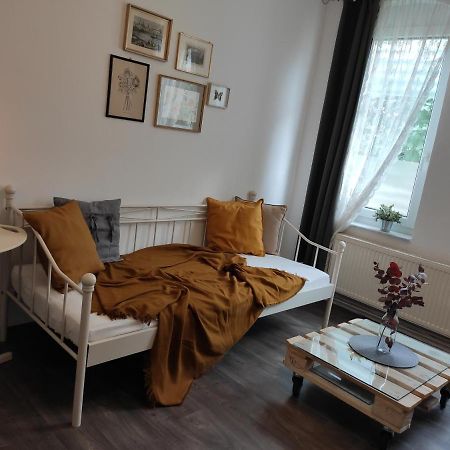 Gemuetliche 2 Zimmer Apartment Hildesheim Bagian luar foto
