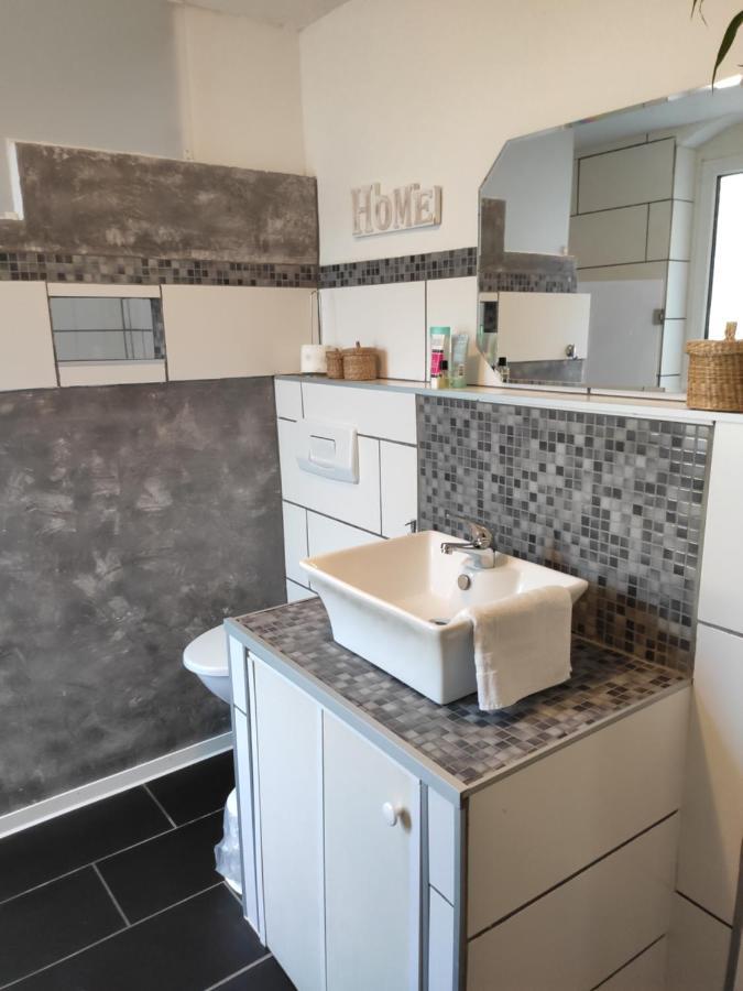 Gemuetliche 2 Zimmer Apartment Hildesheim Bagian luar foto